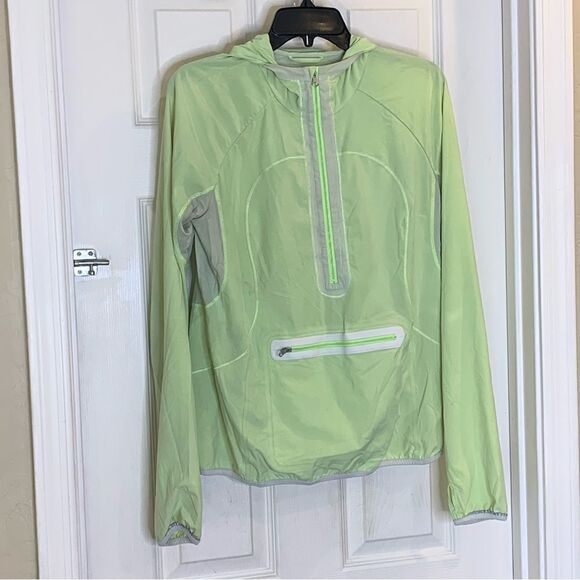Lululemon Run: Stash & Dash Pullover Screaming Green Light Size 8 - Picture 3 of 9
